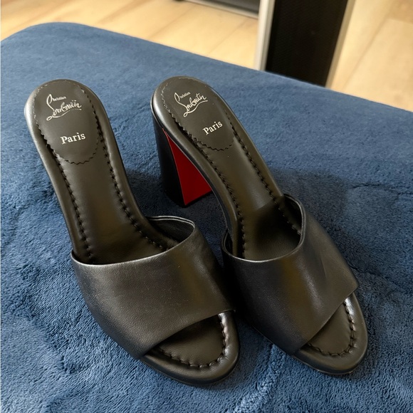 Christhian Louboutin Jane Slide Sandals Size 37 1/2 - Picture 4 of 6